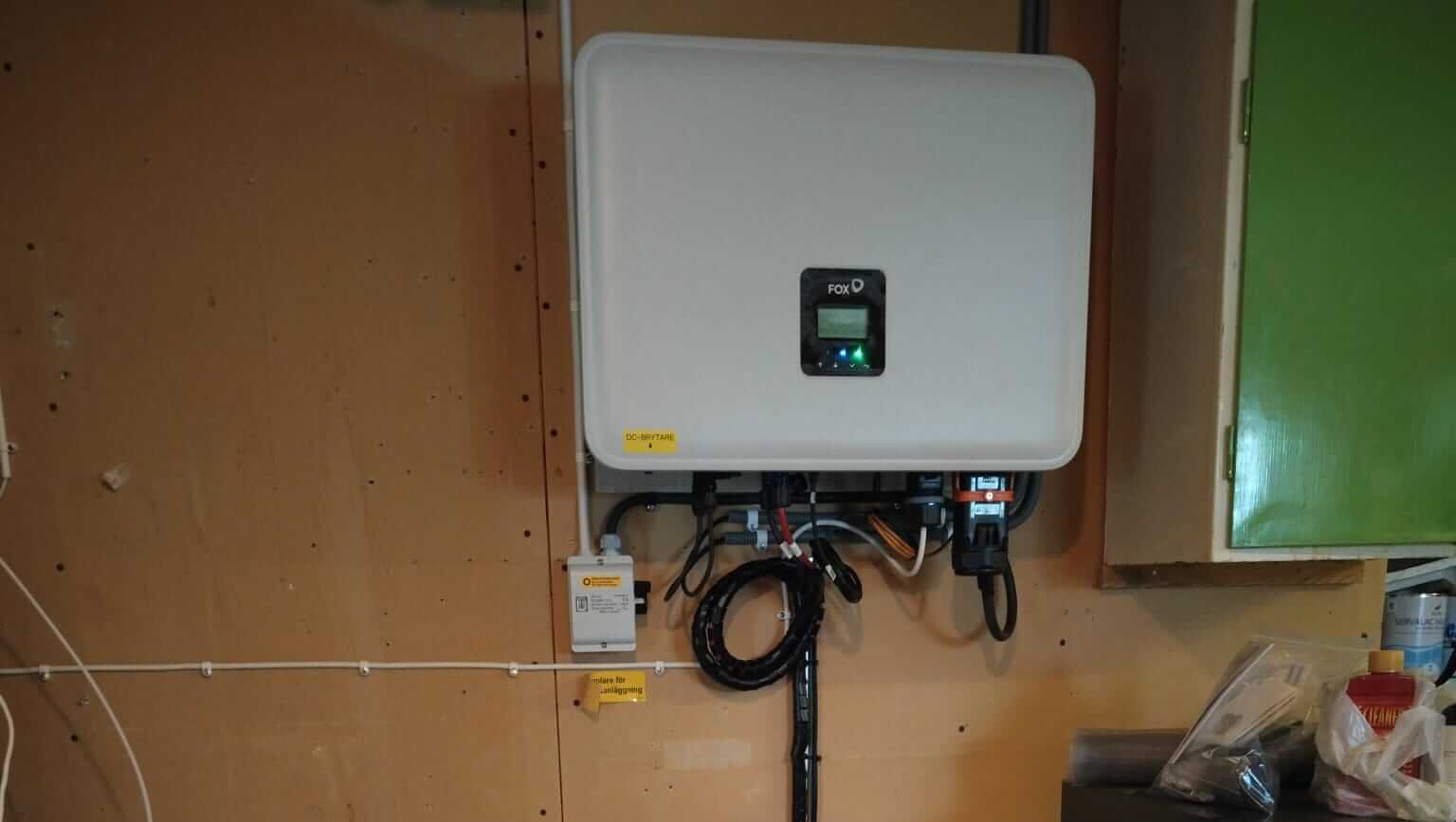 Ny växelriktare och nytt batteri på Värmdö